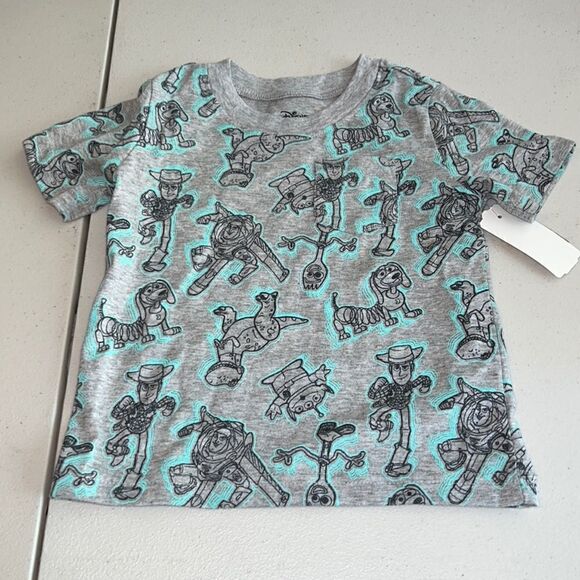 👕Nwt 12m Toy Story t shirt - Picture 1 of 2